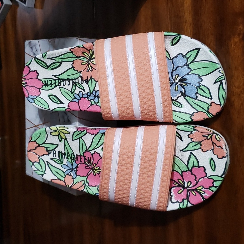 Adidas Adilette GY8288 primegreen floral coral slides.  Sz 9 - Picture 4 of 4